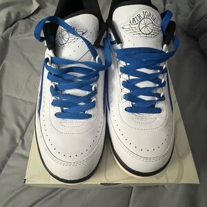 Air Jordan 2 Retro   Women’s 10.5 equivalent to a Man’s 9